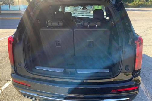 2025 Cadillac XT6 Premium Luxury FWD