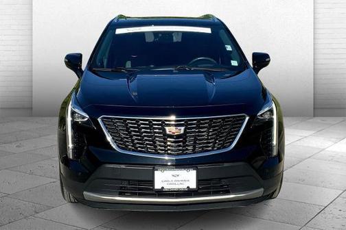 2022 Cadillac XT4 Premium Luxury