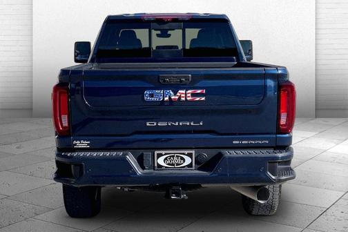 2023 GMC Sierra 2500 Denali