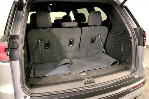 Sterling 2025 GMC Acadia Elevation