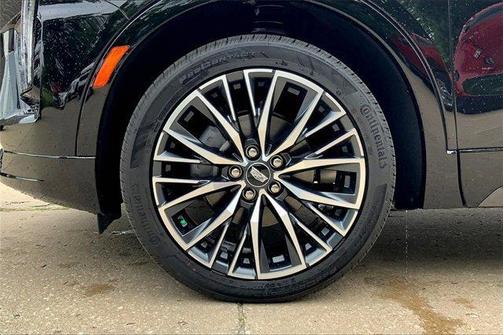 2025 Cadillac XT4 Sport