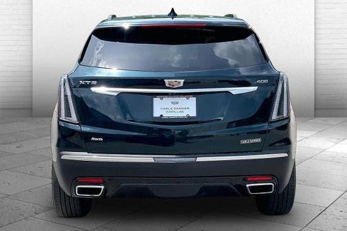 Emerald 2024 Cadillac XT5 Sport