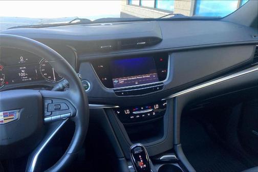 2024 Cadillac XT6 Luxury AWD