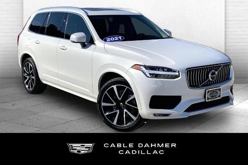 2021 Volvo XC90 T6 Momentum 7 Passenger
