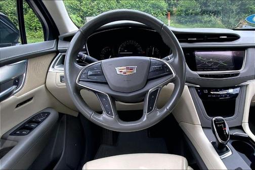 Dark Granite Metallic 2019 Cadillac XT5 Premium Luxury