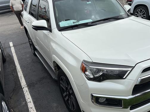 Blizzard Pearl 2019 Toyota 4Runner Limited
