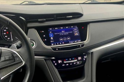 2022 Cadillac XT5 Sport