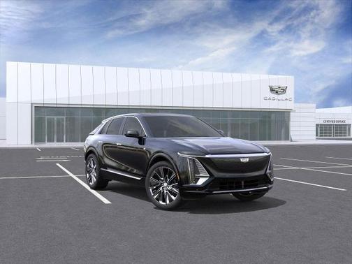 Stellar Black Metallic 2026 Cadillac LYRIQ Signature Luxury