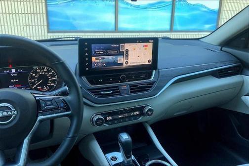 2025 Nissan Altima SL