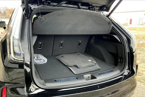 2025 Cadillac XT4 Sport