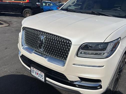 2019 Lincoln Navigator L Select