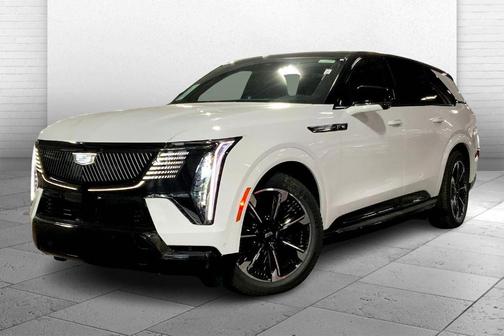 2025 Cadillac Escalade IQ Sport 2