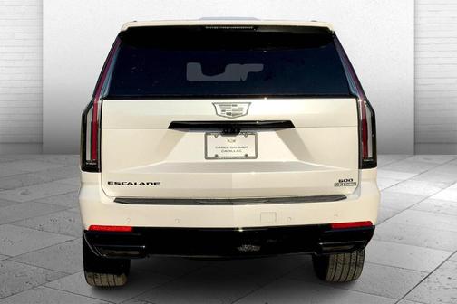 2025 Cadillac Escalade Sport Platinum