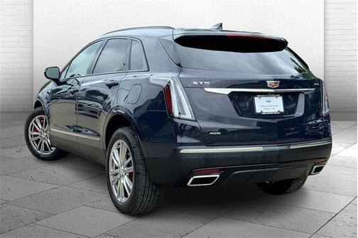 2025 Cadillac XT5 Sport