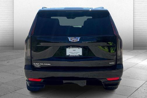 2023 Cadillac Escalade Sport