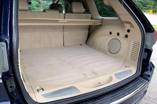True Blue Pearlcoat 2018 Jeep Grand Cherokee Overland