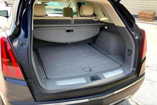 Dark Moon Blue Metallic 2021 Cadillac XT5 Premium Luxury