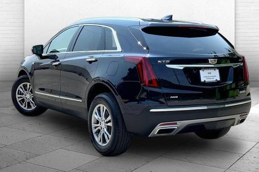 Dark Moon Blue Metallic 2021 Cadillac XT5 Premium Luxury