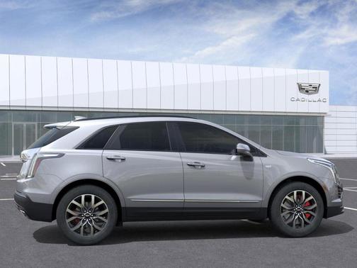 2025 Cadillac XT5 Sport