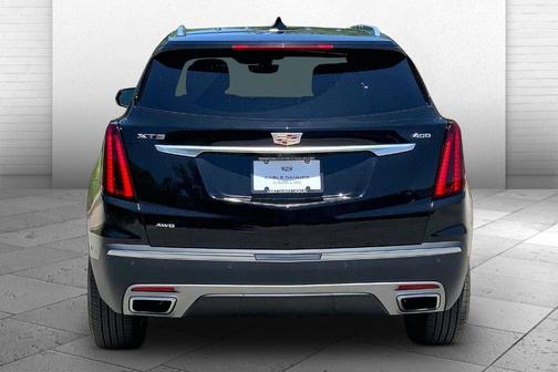 Stellar Black Metallic 2025 Cadillac XT5 Premium Luxury