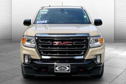Desert Sand Metallic 2022 GMC Canyon AT4