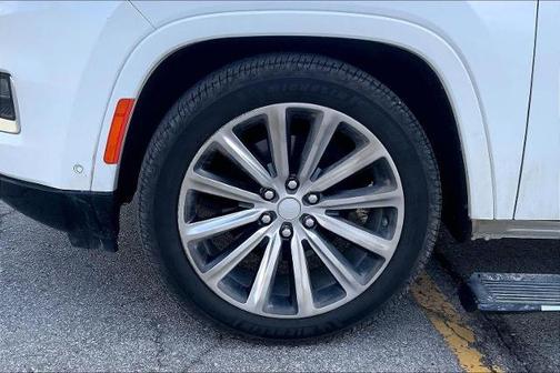 2023 Jeep Grand Wagoneer Series II