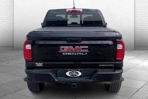 2023 GMC Canyon Denali