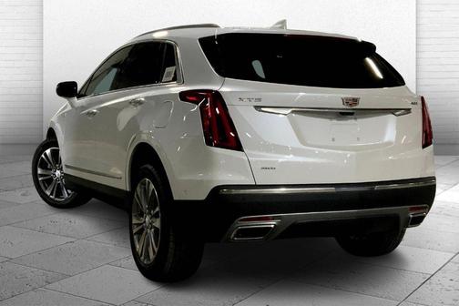 Crystal White Tri-Coat 2026 Cadillac XT5 Premium Luxury