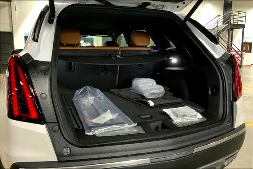 Crystal White Tri-Coat 2026 Cadillac XT5 Premium Luxury