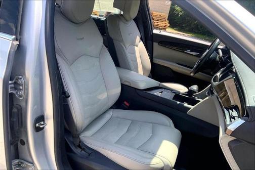 Radiant Silver Metallic 2018 Cadillac CT6 3.6L Premium Luxury