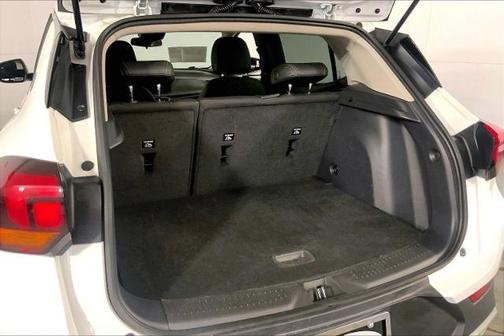 Summit White 2025 Buick Encore GX Preferred