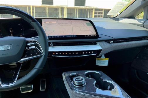 2025 Cadillac OPTIQ Luxury