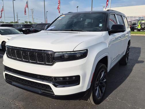 Bright White Clearcoat 2025 Jeep Grand Wagoneer Series II