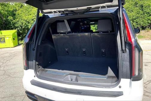 Crystal White Tri-Coat 2024 Cadillac Escalade Sport