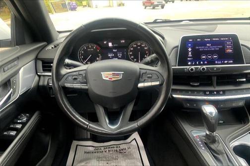 2022 Cadillac CT4 Premium Luxury