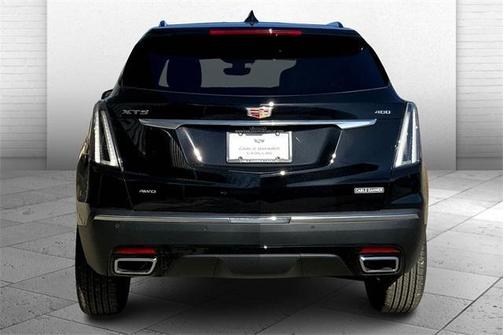 2025 Cadillac XT5 Sport