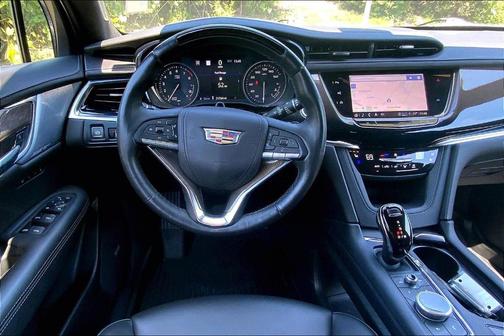 Stellar Black Metallic 2025 Cadillac XT6 Premium Luxury AWD