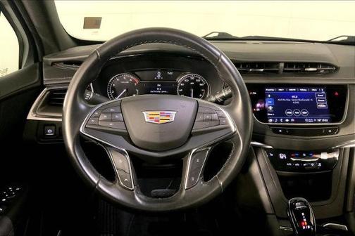 Stellar Black Metallic 2023 Cadillac XT5 Luxury