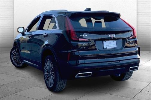 2025 Cadillac XT4 Premium Luxury