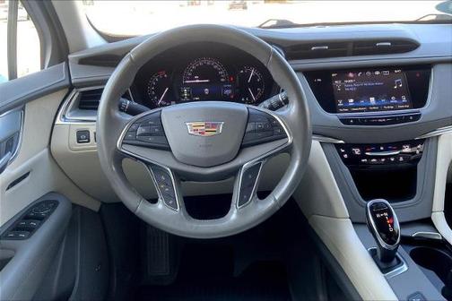 2019 Cadillac XT5 Premium Luxury