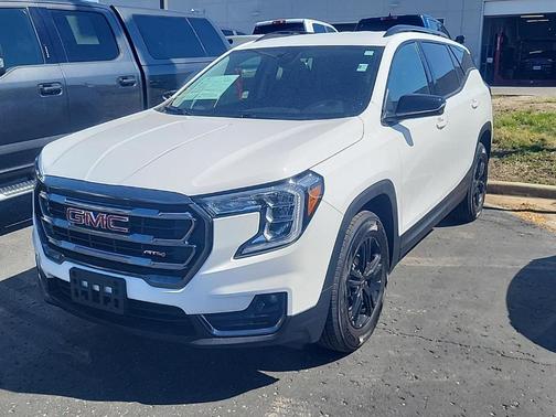 2023 GMC Terrain AT4