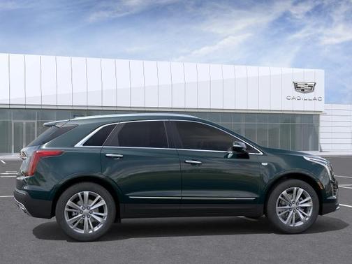 Emerald 2026 Cadillac XT5 Premium Luxury