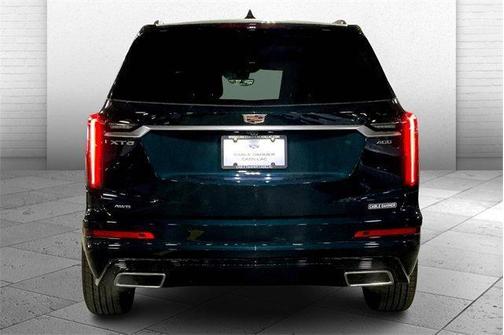 2025 Cadillac XT6 Sport AWD