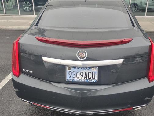 2013 Cadillac XTS Luxury