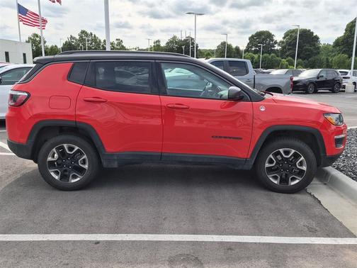 Spitfire Orange Clearcoat 2018 Jeep Compass Trailhawk