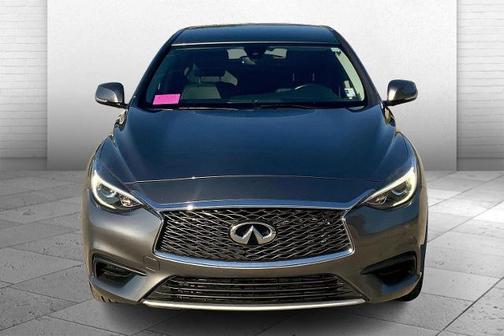 2018 INFINITI QX30 Luxury