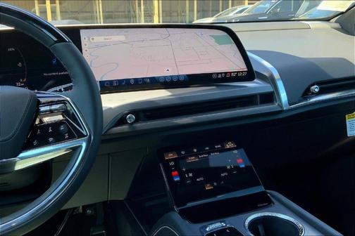 2026 Cadillac VISTIQ Platinum