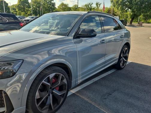 Nardo Gray 2024 Audi RS Q8 4.0T quattro