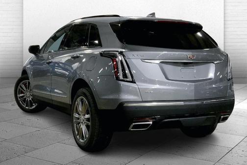 2025 Cadillac XT5 Sport