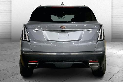 2025 Cadillac XT5 Sport